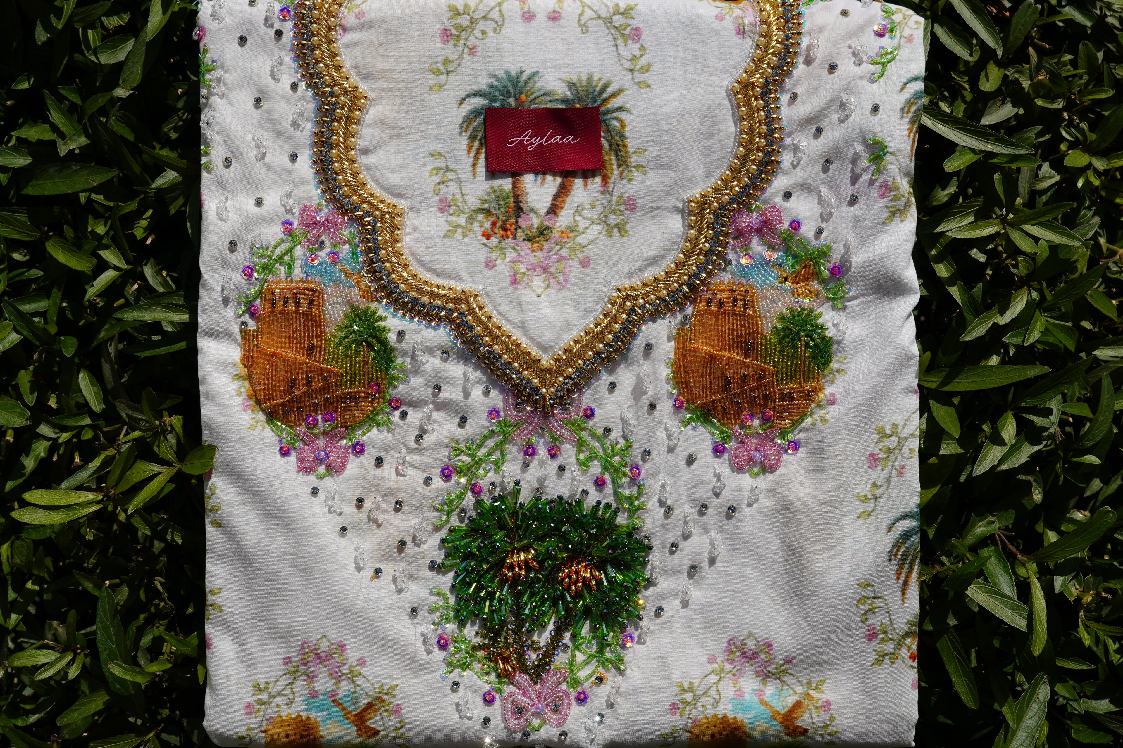 Aam Fabric’s National Day White  (Ready Unstitched)