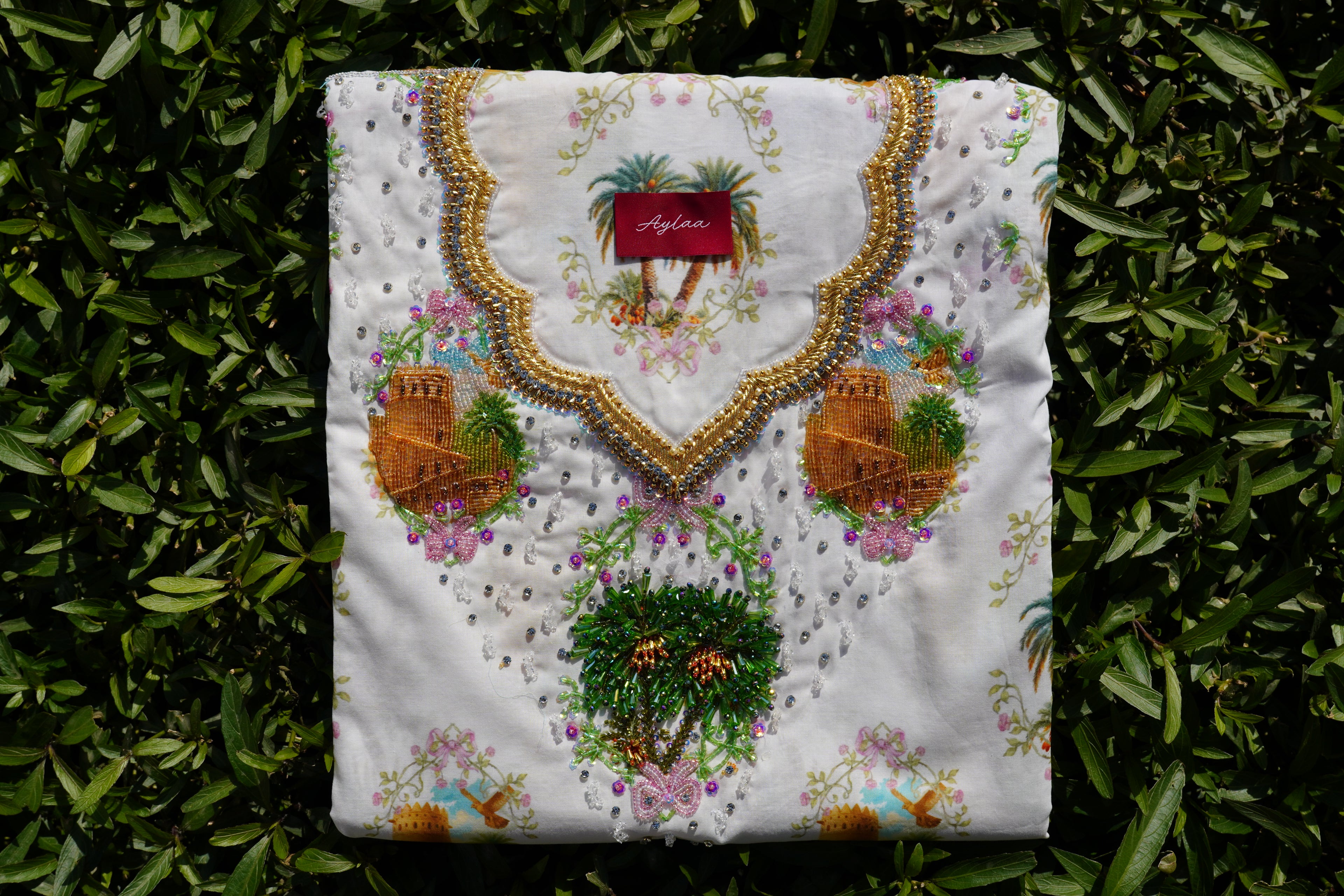 Aam Fabric’s National Day White  (Ready Unstitched)