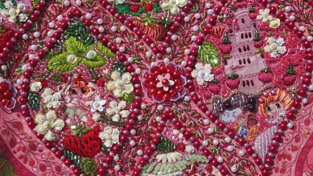 FluffxFlora Strawberry Shortcake (Ready Unstitched)